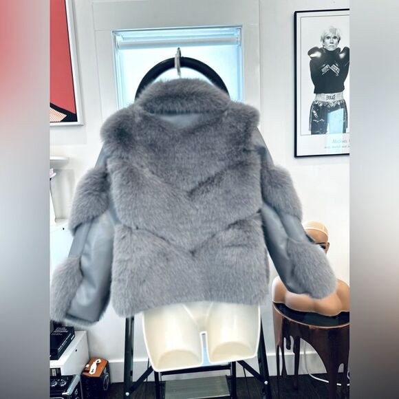 Lala Parker KIKI FAUX FUR MOTO JACKET NWT - Picture 6 of 11
